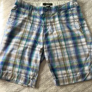 Shorts knee length